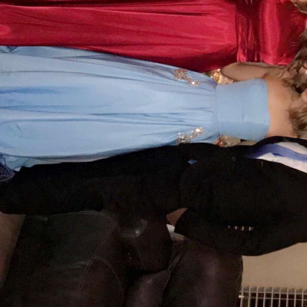Sherri Hill Prom Dress - Picture 2 of 3